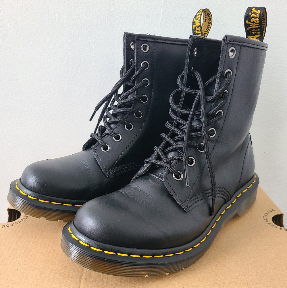 Dr. Martens 1460 W nappa black boots